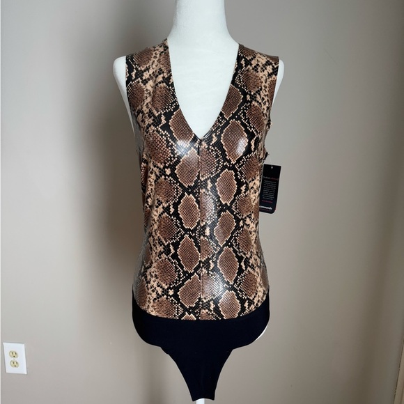 Commando Sleeveless Animal Print Bodysuit - New w/ Tags! - Picture 6 of 10
